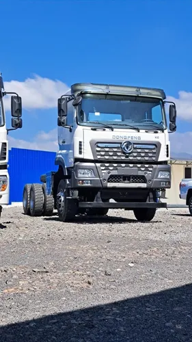 Tractomula Dongfeng Financiación Trailer Com Kenworth Mack