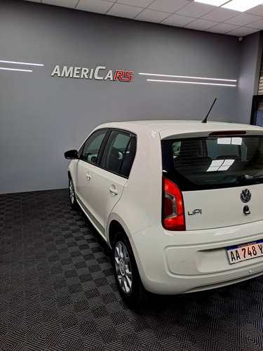 Volkswagen Up! 1.0 High Up! 75cv 5 p