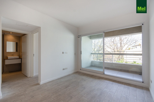 Hermoso 2 Ambiente Con Vista Abierta. Bajas Expensas