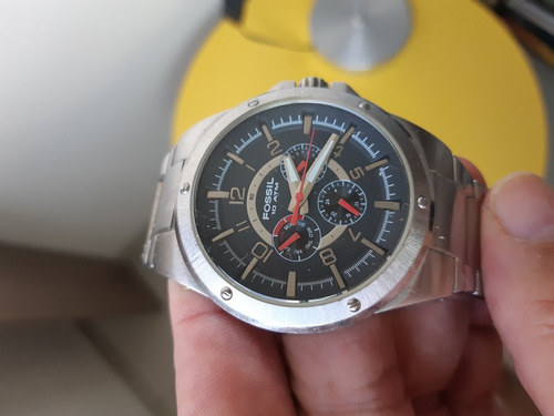 Relógio Fossil Masculino Pulseria Em Aço Escovado