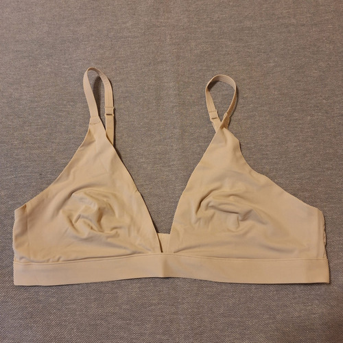 Corpiño Caro Cuore Triangulo Smart Nude T90b (Usado)