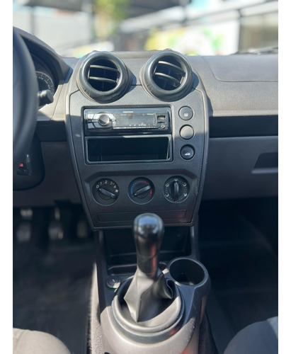 Ford Fiesta 1.0 MPI HATCH 8V FLEX 4P MANUAL
