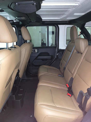 Imagen 10 de 15 de Jeep Wrangler Sahara Mildhybrid