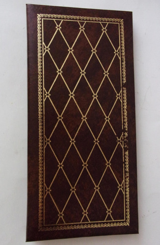 Bello Album Semicuero Marron 29,5 X 14 Cms.