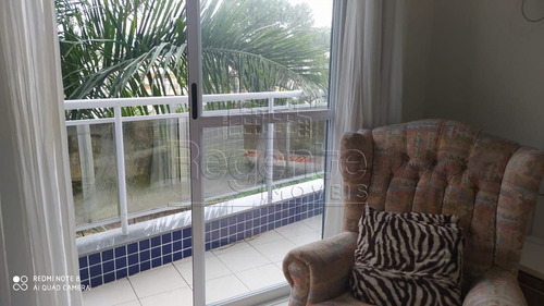 Imagem 12 de 15 de Apartamento A Venda Com 3 Quartos No Bairro Coqueiros Em Florianopolis - V-81615