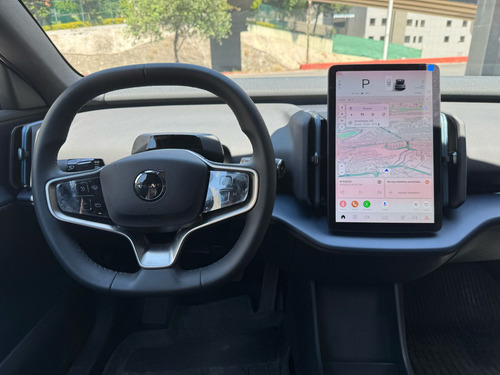 Volvo Ex30 2025