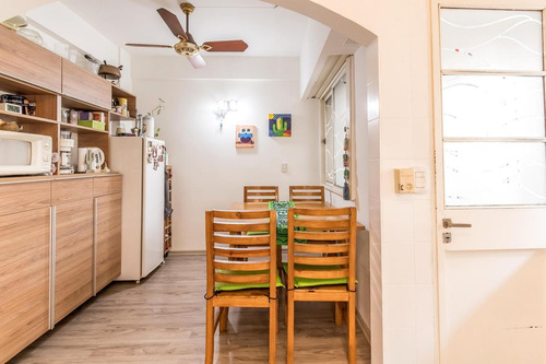 Piso De 4 Ambientes - A Metros De Rivadavia - Floresta