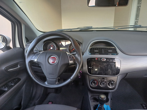 Fiat Punto 1.6 16v Essence Flex 5p