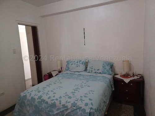 Apartamento En Venta En La Campiña 25-18032 Yf
