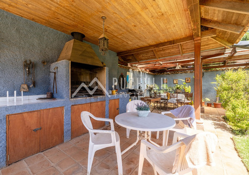 Limache, Espectacular Casa Familiar En Terreno De 6500mt