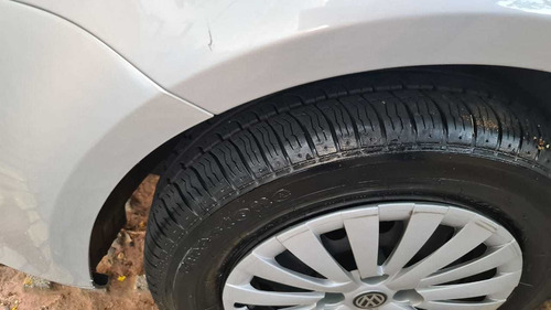 Volkswagen Voyage 2015 1.6 Msi Trendline Total Flex 4p