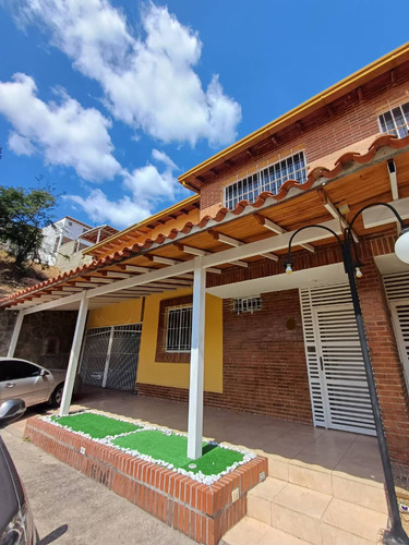Casa En Venta En Conjunto Villa Ávila, Guatire