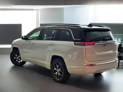 Jeep Commander Flex Automático