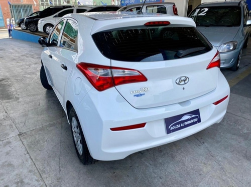 Imagem 5 de 15 de Hyundai Hb20 1.0 Comf