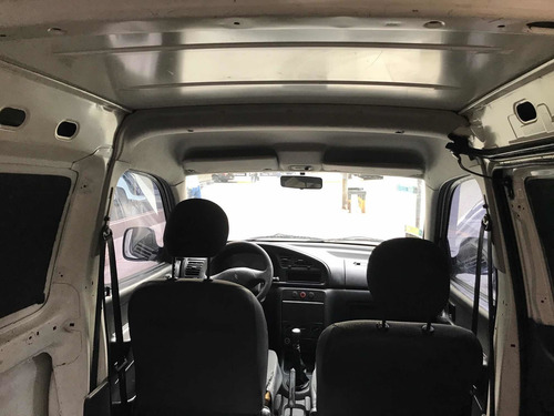 Imagen 10 de 10 de Citroën Berlingo 1.9 D Plc 2009