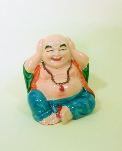 Imagem 2 de 4 de Estatueta Buda Não Ouça Em Resina 5,5cm Novo