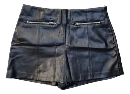 Short cuero stradivarius hotsell