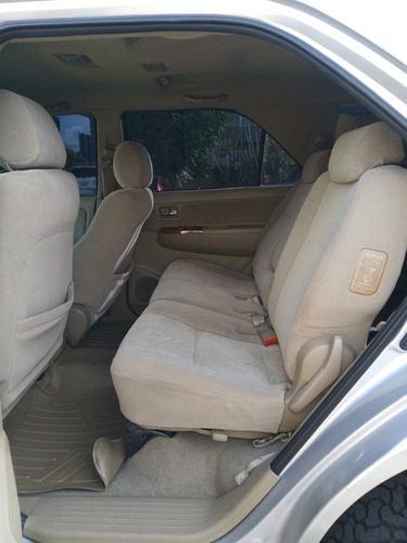 Imagen 10 de 14 de Toyota Fortuner
