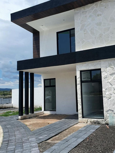 Casa En Venta En Grand Juriquilla