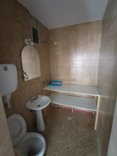Imagen 4 de 4 de Apartamento -apartamento En Ciudad Vieja, Prox Plaza Zabala!!