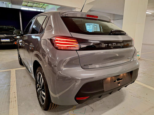 Peugeot 208 1.0T Allure Pack