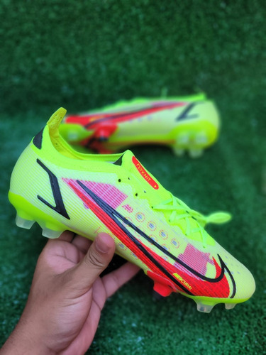 Chuteira Nike Mercurial Fg N° 39