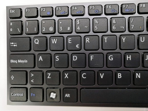 Teclado Vaio Vpc-y 148768621 148905851 9j.n0u82.k0l