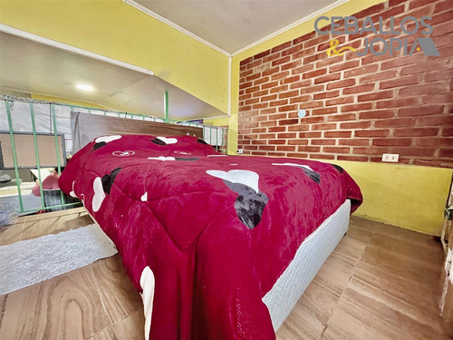 Casa En Venta De 4 Dorm. En Villa Alemana