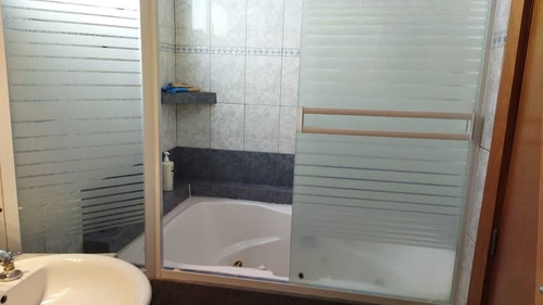 Imagen 13 de 14 de Alquilo Casa 350m2 5h/6b/8p Colinas De Tamanaco 6189