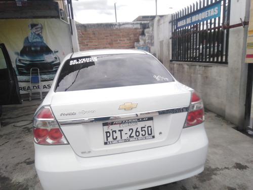 Vendo Lindo Carro Bien Conservado Cero Choques A Prueba..