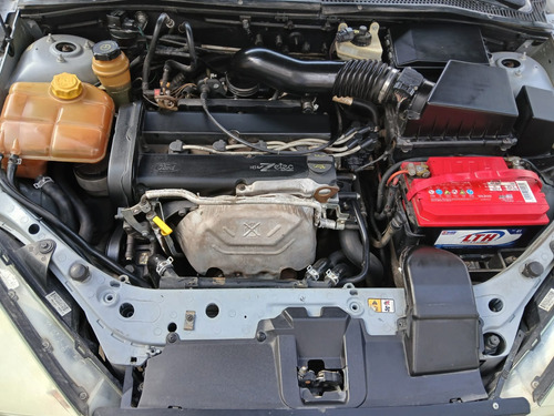 Ford Focus Lx Base Aa At
