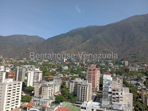Ph En Venta En Los Palos Grandes 398 M2