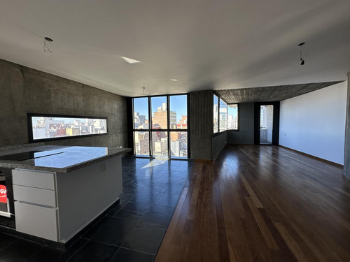 Venta Departamento Semipiso Dos Dormitorios Con Amenities Zona Río