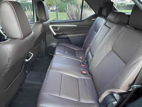 Toyota Sw4 2.8 Srx 177cv 4x4 7as At 2017
