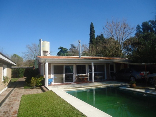 Imagen 4 de 15 de Casa En Venta En Manzanares Pilar Muy Bien Ubicada!