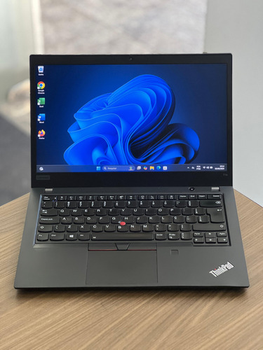 Notebook Lenovo Thinkpad T14 Gen 1 Core I7 16gb Ram 256 Ssd Preto (Recondicionado)
