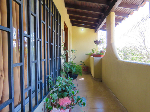 Venta De Casa En Villa Hermosa, Medellín