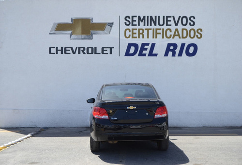 Imagen 4 de 15 de Chevrolet Aveo Lt 2021 Negro