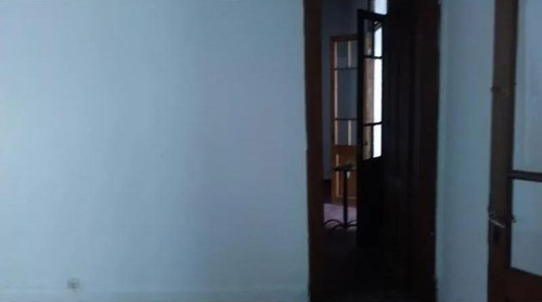 Casa Venta 2 Dormitorios 1 Baño 1 Cochera Y Patio 80 Mts 2 Cubiertos - Terreno 102 Mts 2- La Plata