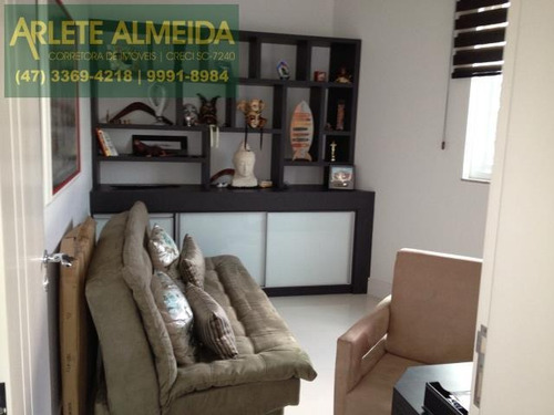Imagem 9 de 15 de Casa No Bairro Vila Nova Em Porto Belo Sc - 806
