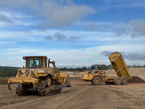 Camión Articulado Caterpillar 730