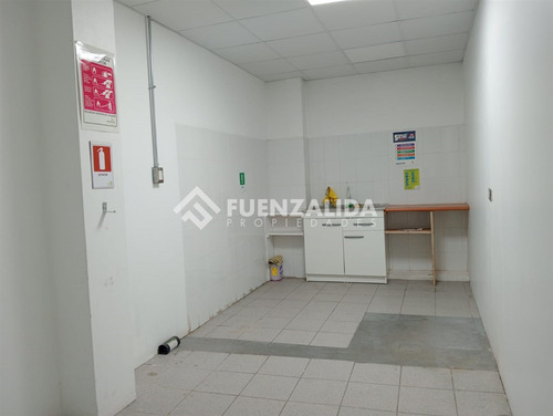 Venta Local Comercial Estación Central 5 Abril - Las Rejas