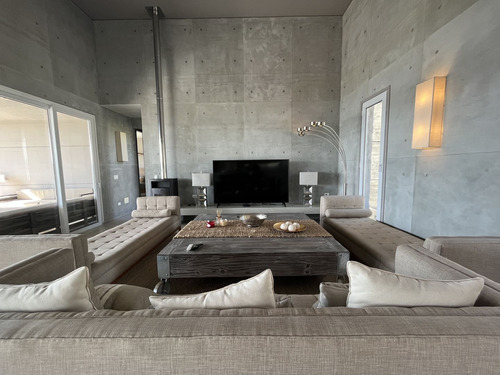 Casa En Alquiler Por Temporada De 4 Dormitorios En Laguna Escondida (ref: Bpv-8972)
