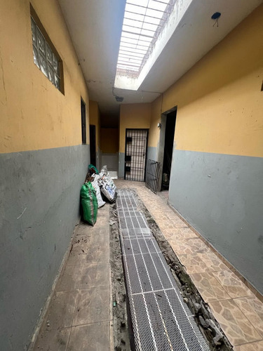 Edificio De Venta En Zona Colonial, Distrito Nacional