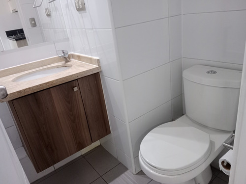 Vive En Un Departamento Cómodo Y En Excelente Estado.