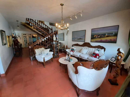 Imagen 7 de 16 de Vendo Casa 250m2 5h/5b/5p Monte Alto 0327