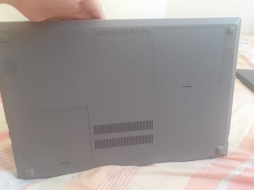 Notebook Samsung Book E30