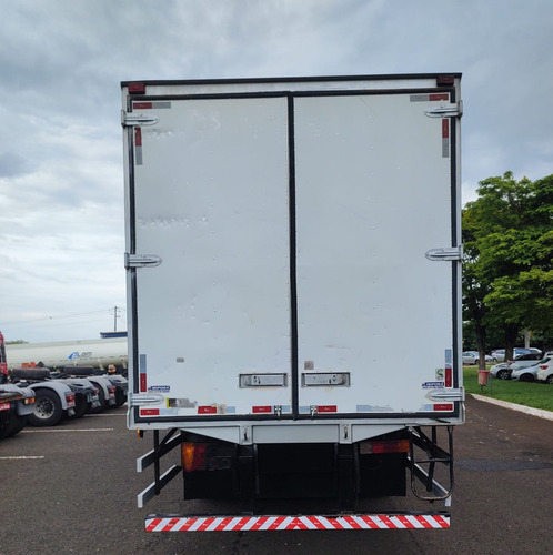 M. Benz Atego 2430