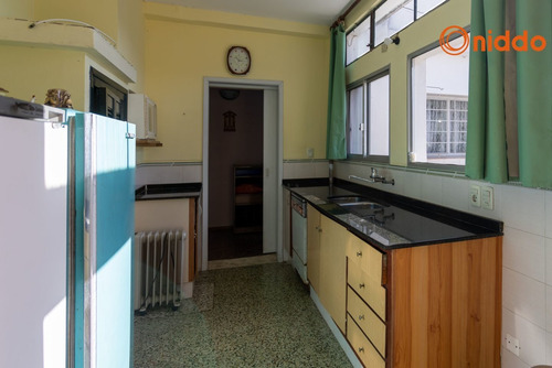 Imagen 8 de 30 de Venta De Casa En Parque Batlle. Vidal Y Fuentes Esquina Mc E (ref: Ndd-36)
