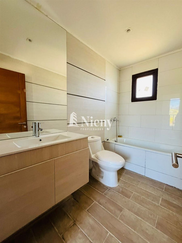 Casa En Arriendo De 3 Dorm. En Quintero